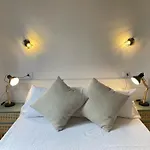 Tramontana -apartamento Con Piscina Junto La Playa Apartament *