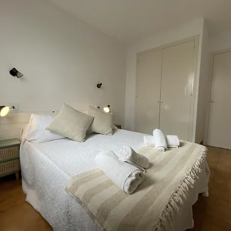 Tramontana -apartamento Con Piscina Junto La Playa